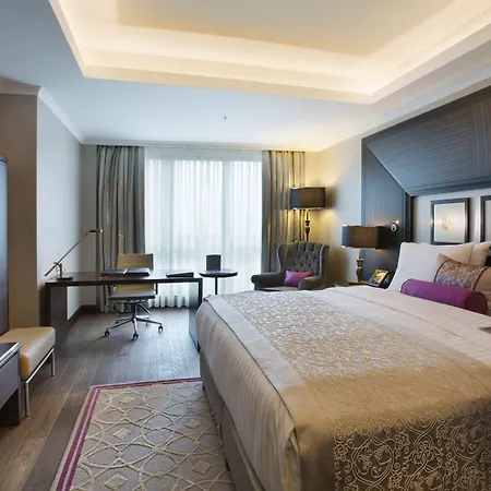 Hotel Dedeman Bostanci & Convention Center 5*