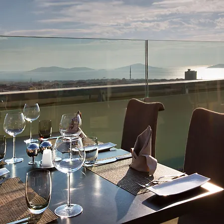 Dedeman Bostanci & Convention Center