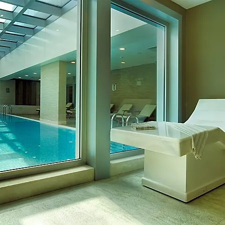 Dedeman Bostanci & Convention Center