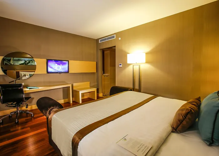 호텔 데데만 보스탄시 호텔&컨벤션 센터