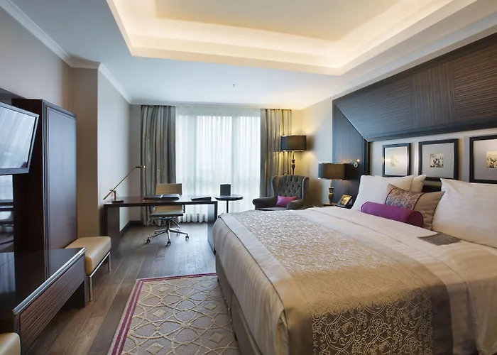 호텔 데데만 보스탄시 호텔&컨벤션 센터 5*