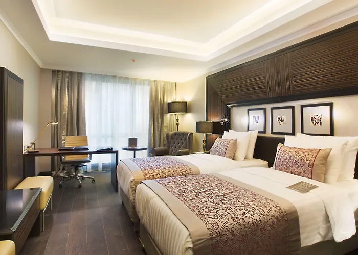 호텔 데데만 보스탄시 호텔&컨벤션 센터