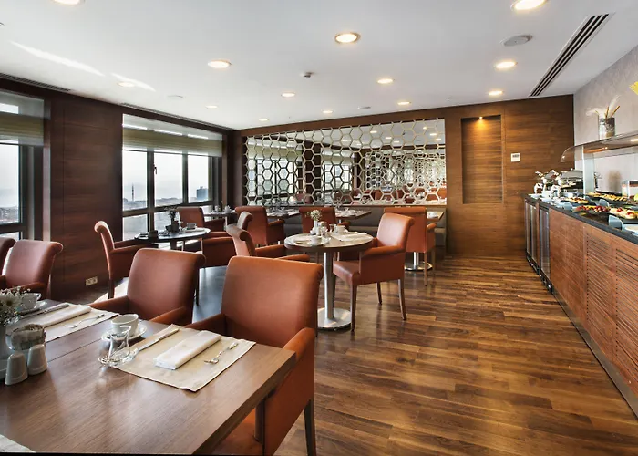 데데만 보스탄시 호텔&컨벤션 센터 호텔 이스탄불