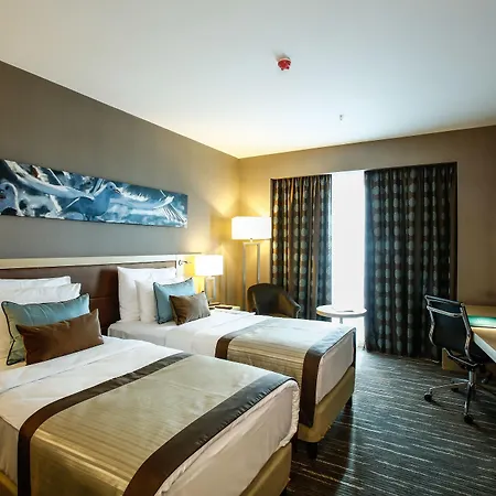 Dedeman Bostanci & Convention Center Отель