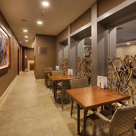 Отель Dedeman Bostanci & Convention Center Стамбул