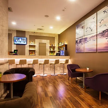 Dedeman Bostanci & Convention Center Отель