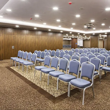 Dedeman Bostanci & Convention Center Отель
